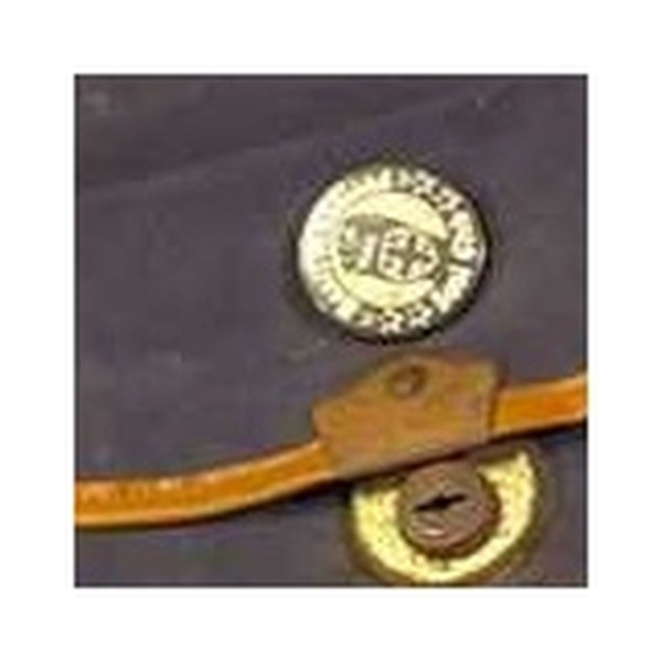 SMALL ROUND PERIOD BADGE, IDENTIFICATION UNRESOLVED badge